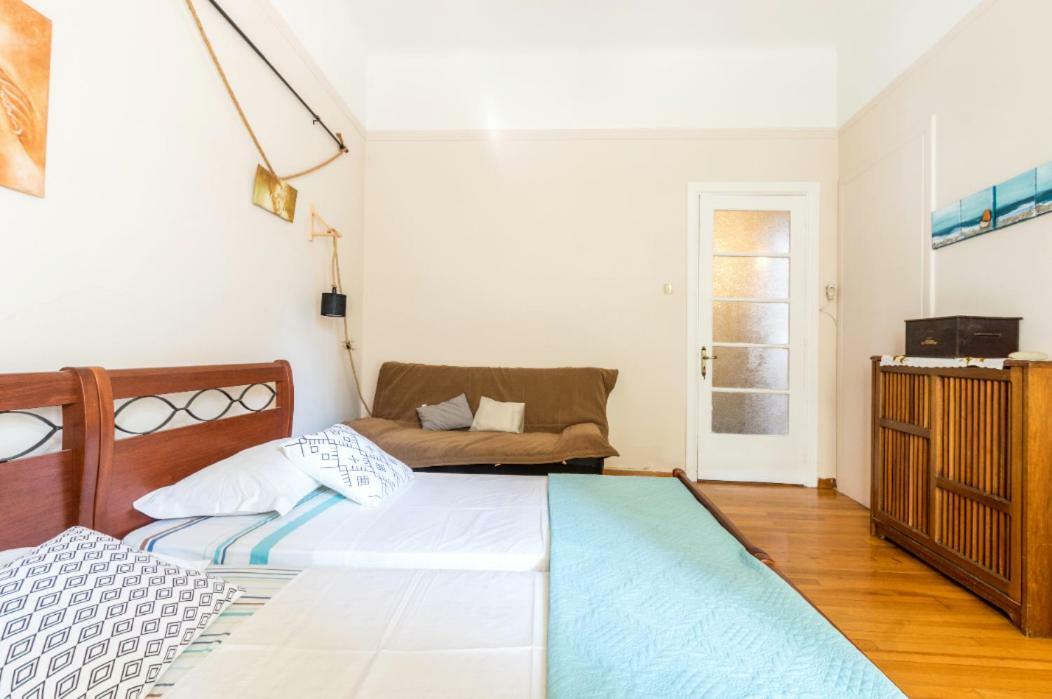 Beautiful Appartment Under Akropolis! アテネ エクステリア 写真