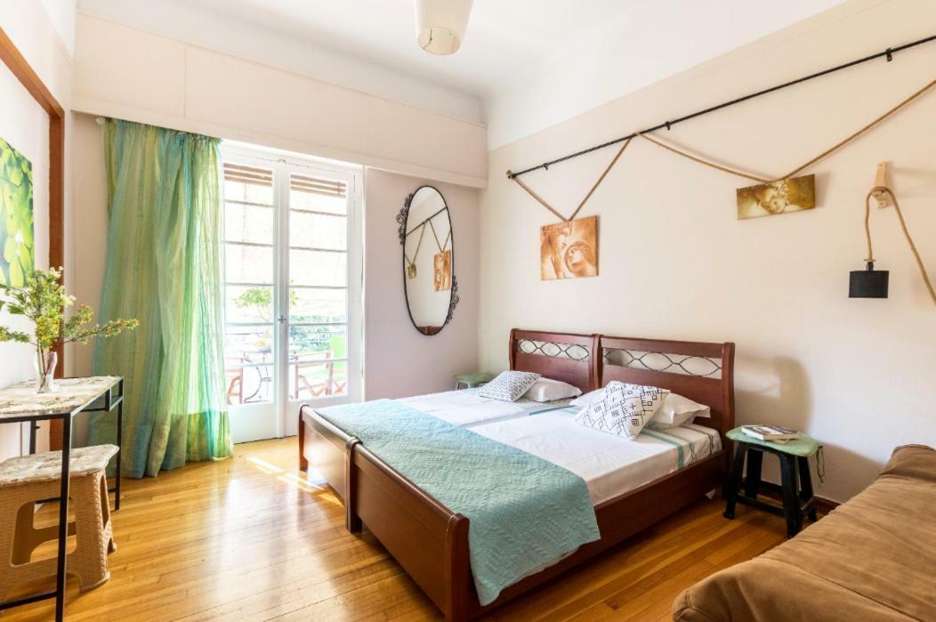 Beautiful Appartment Under Akropolis! アテネ エクステリア 写真